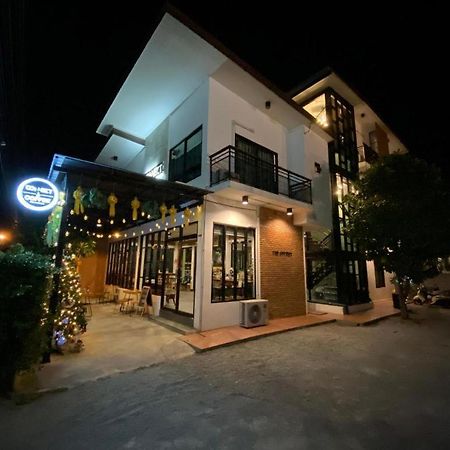 Hotel The Connect Chiang Mai Extérieur photo